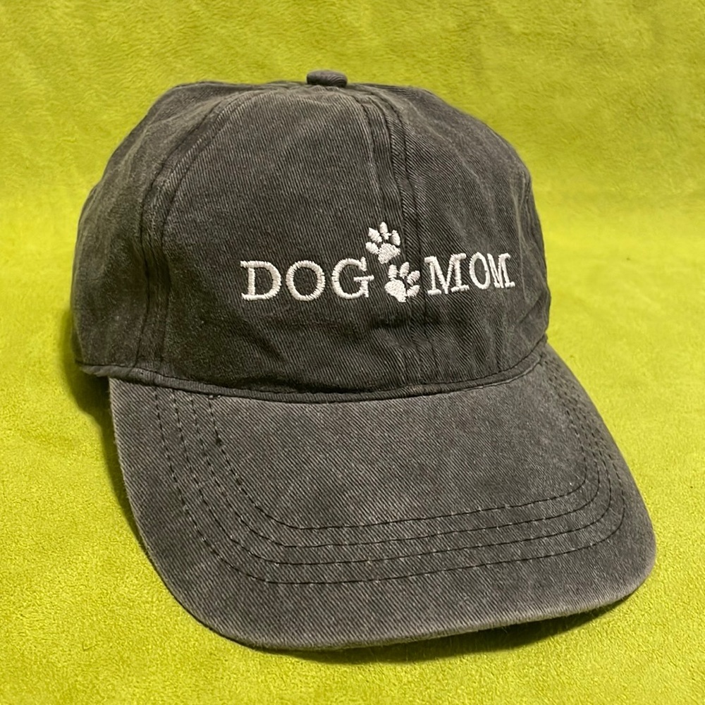 Black Acid Wash Style “Dog Mom” Ladies Women Hat Cap Adjustable Buckle Strap EUC